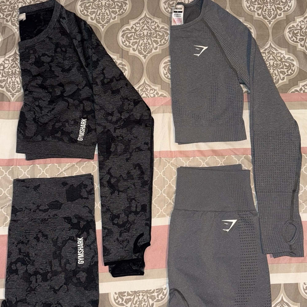 Gymshark Woman’s Charcoal & Gray Seamless Performance Set